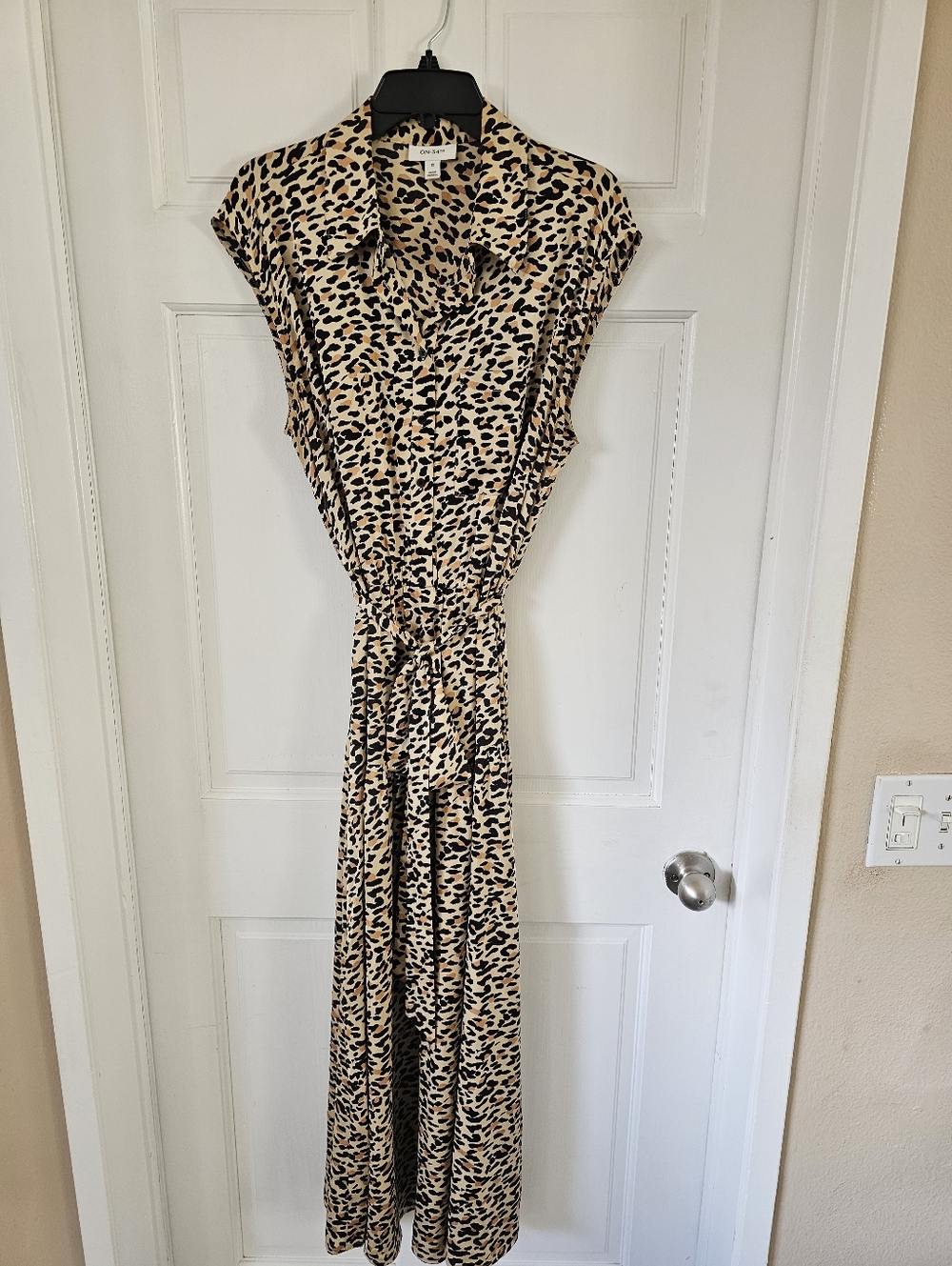 Leopard Print Shirt Dress with Tie Waist - Beige/Black
